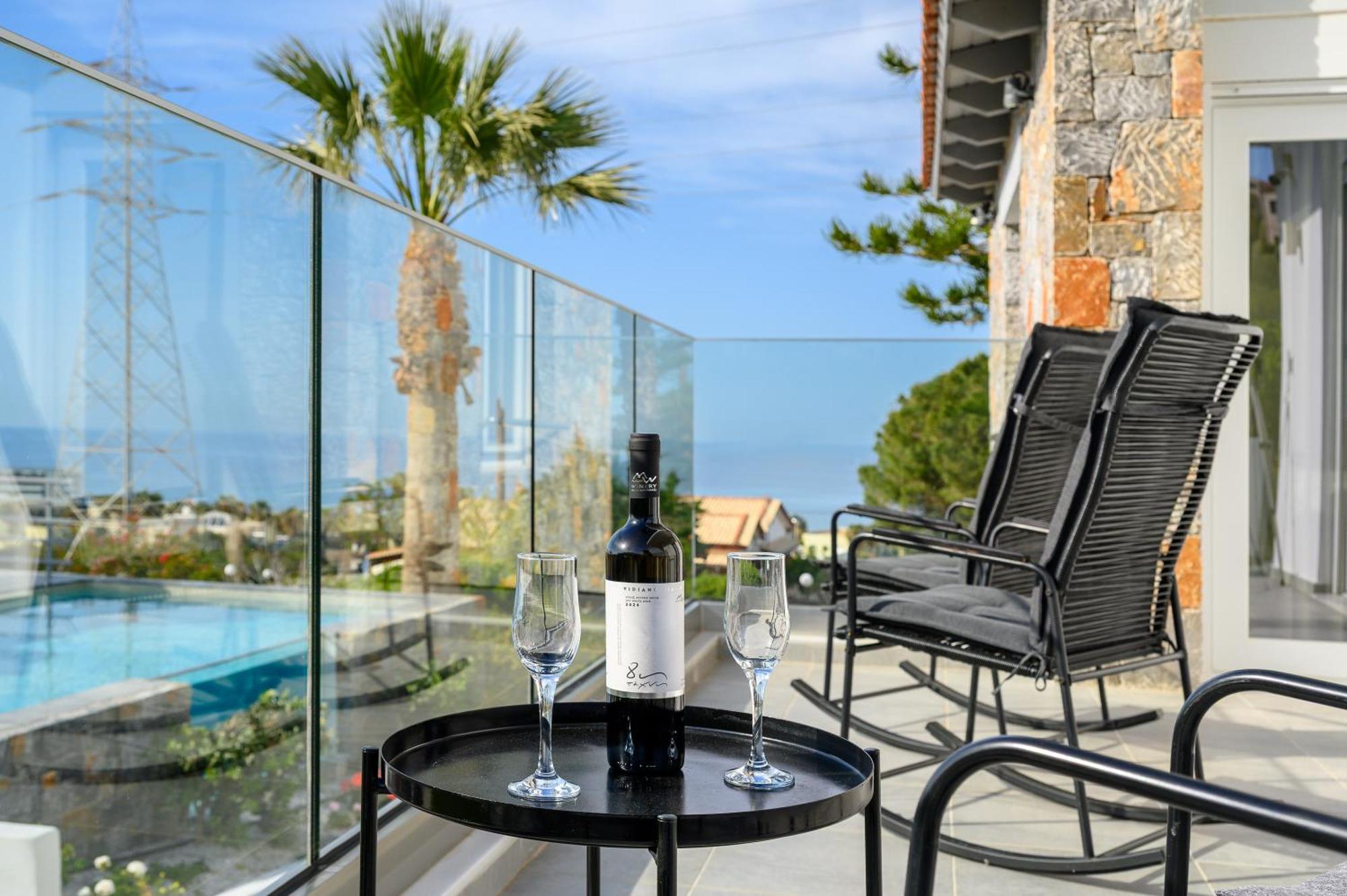 Queen'S Gem Luxury Villa - Heated Jacuzzi & Pool Hersonissos  Exterior photo