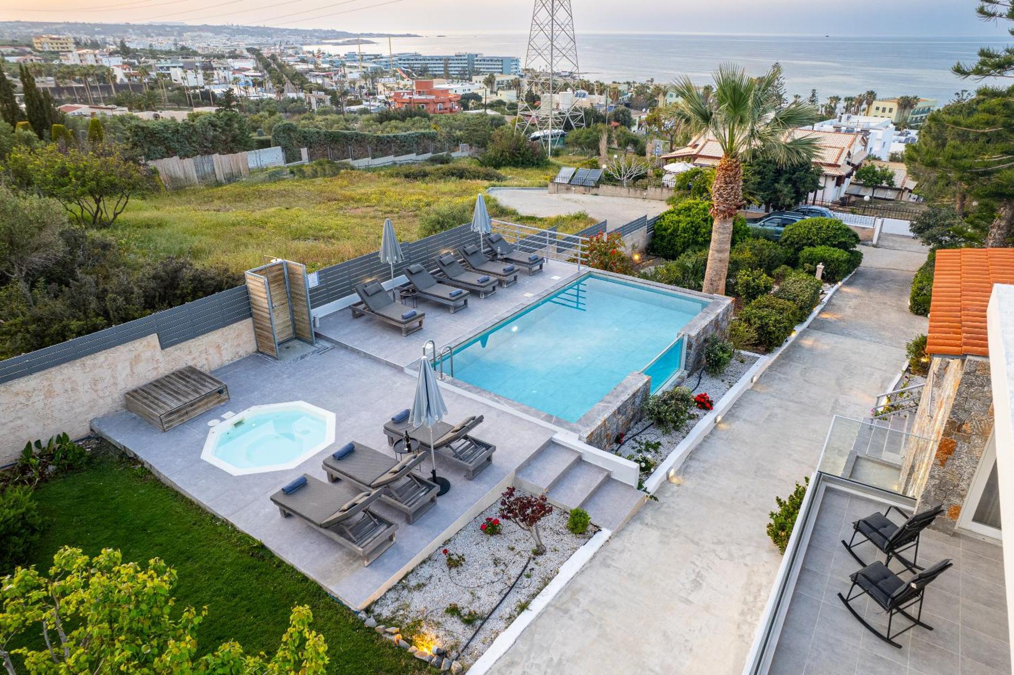 Queen'S Gem Luxury Villa - Heated Jacuzzi & Pool Hersonissos  Exterior photo