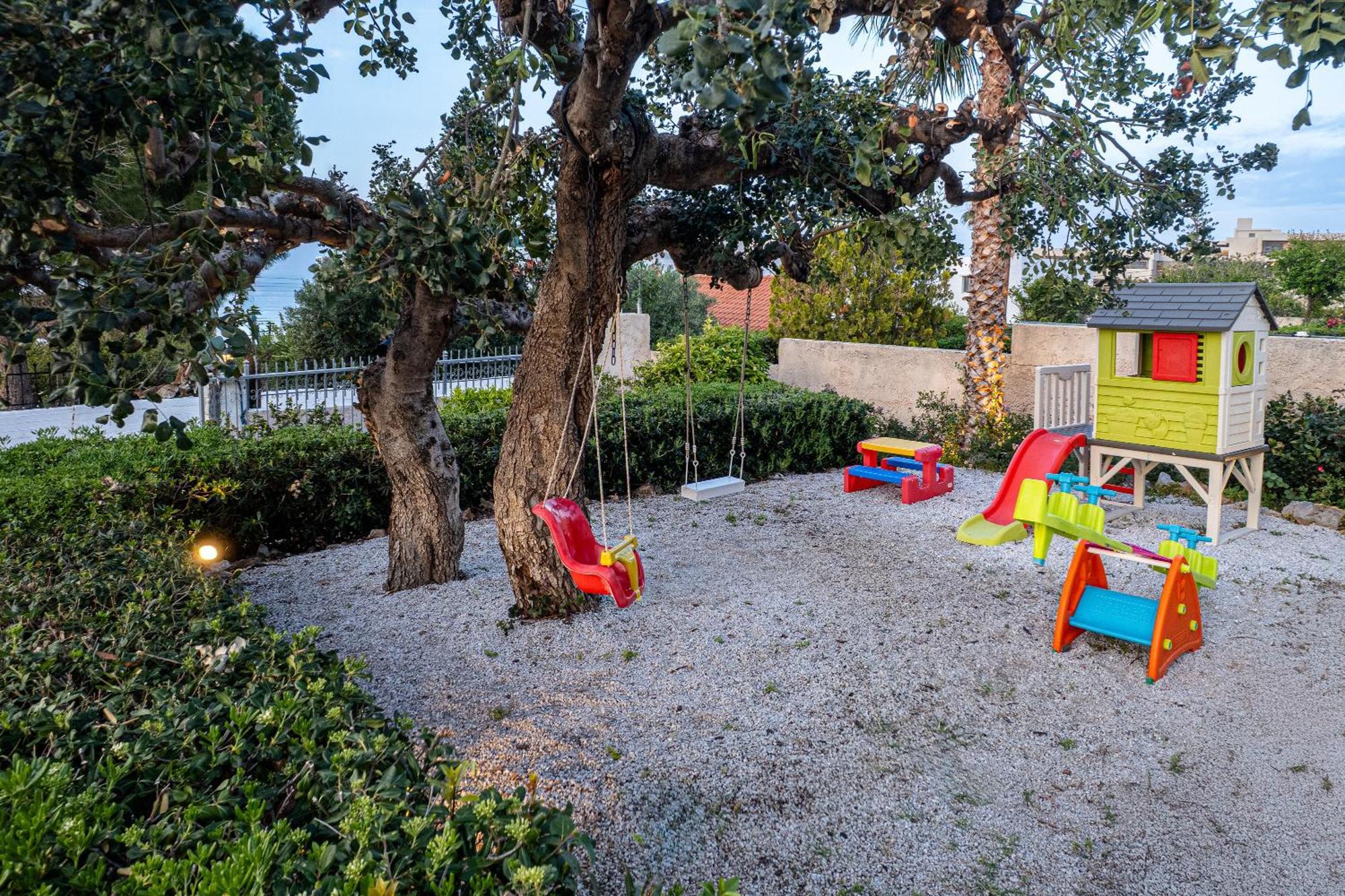 Queen'S Gem Luxury Villa - Heated Jacuzzi & Pool Hersonissos  Exterior photo